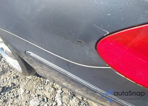 2005 Mercedes-Benz Clk 320 из США, поврежденный, VIN WDBTK65G65T035050